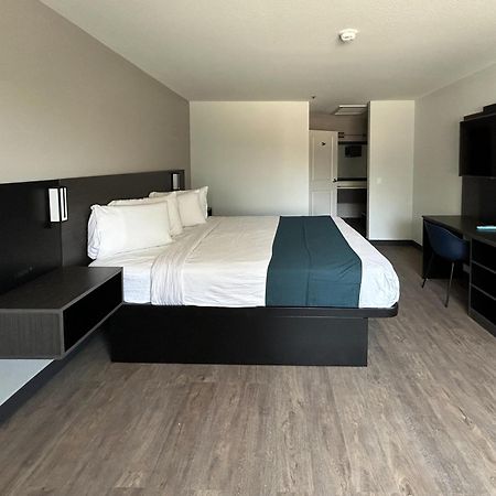 Motel 6 Lake Elsinore, Ca Eksteriør billede