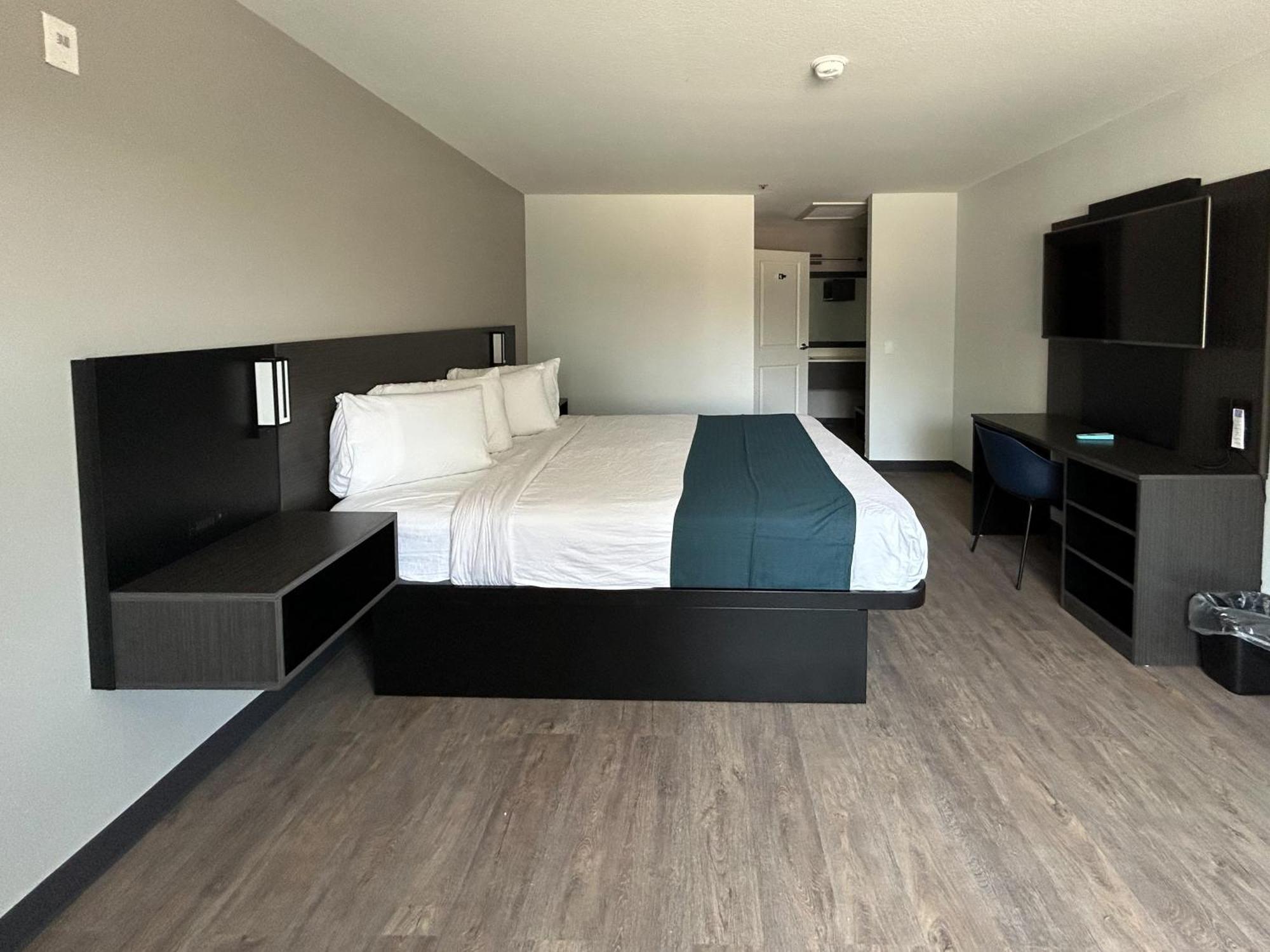 Motel 6 Lake Elsinore, Ca Eksteriør billede