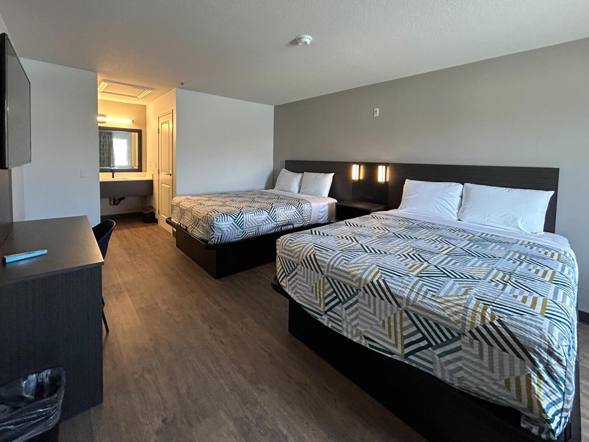 Motel 6 Lake Elsinore, Ca Eksteriør billede