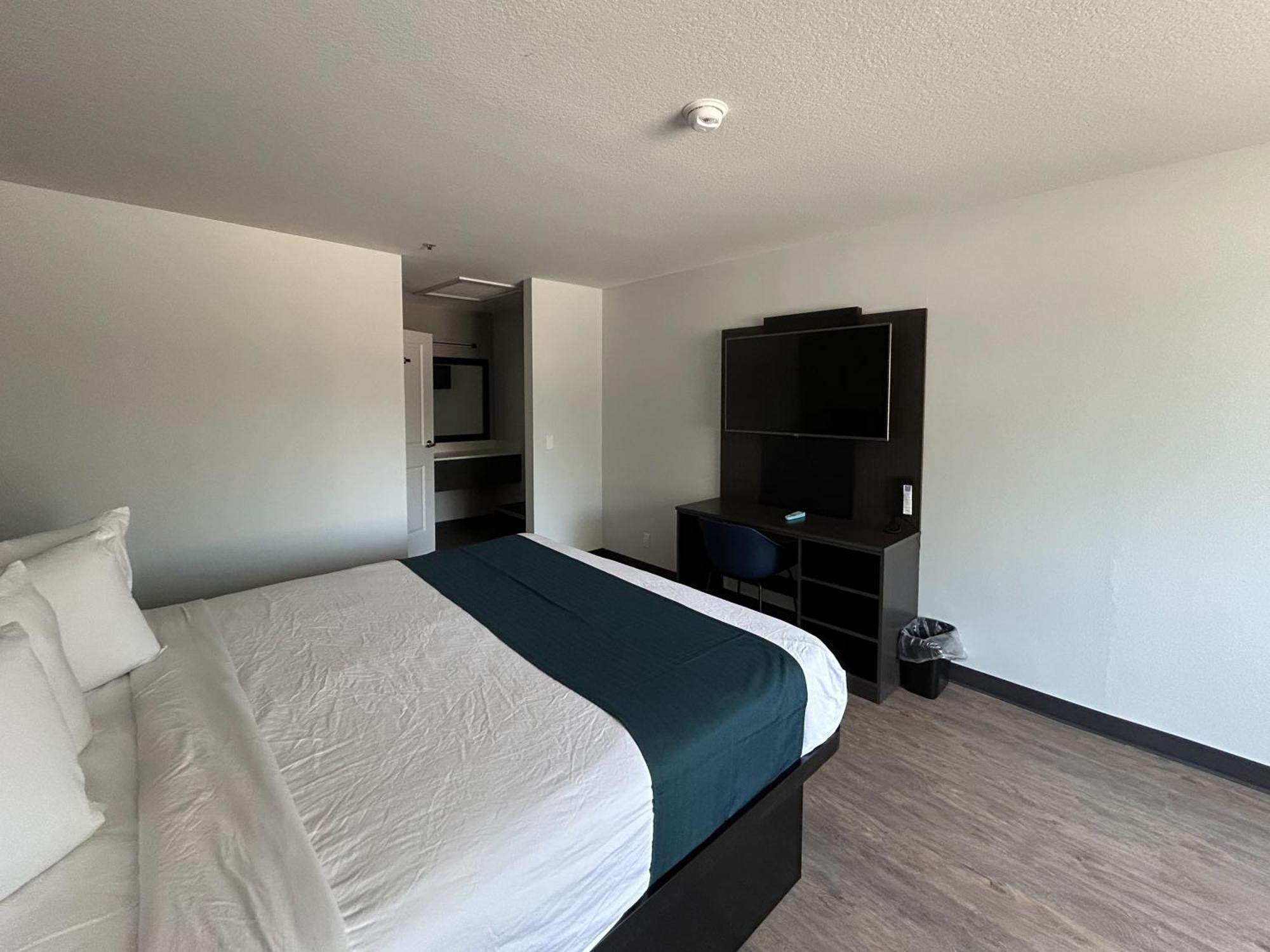 Motel 6 Lake Elsinore, Ca Eksteriør billede